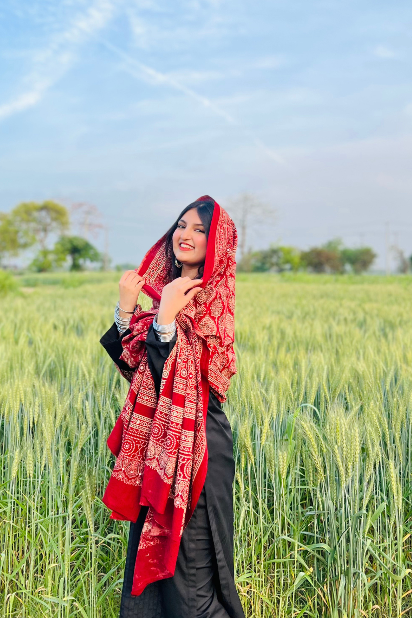 Gul Ajrak Chaadar