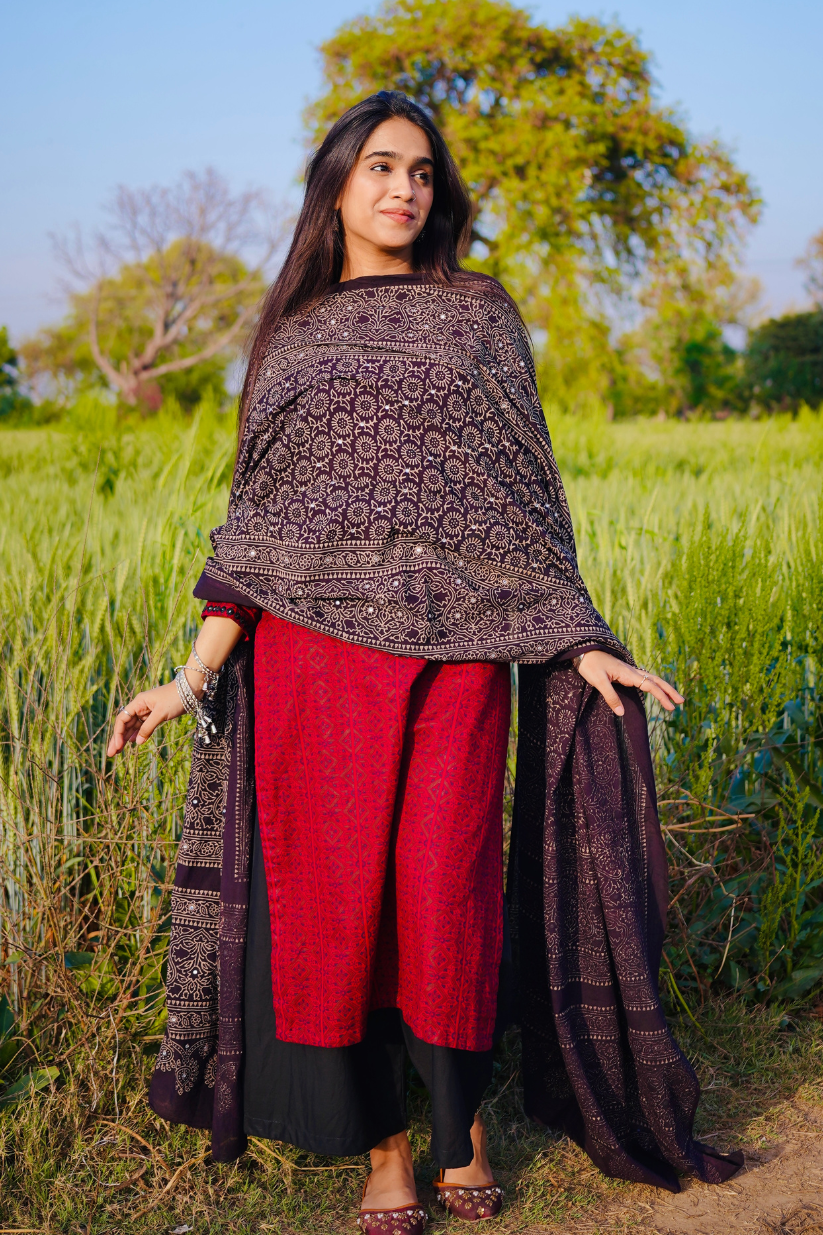 Saajni Black Ajrak