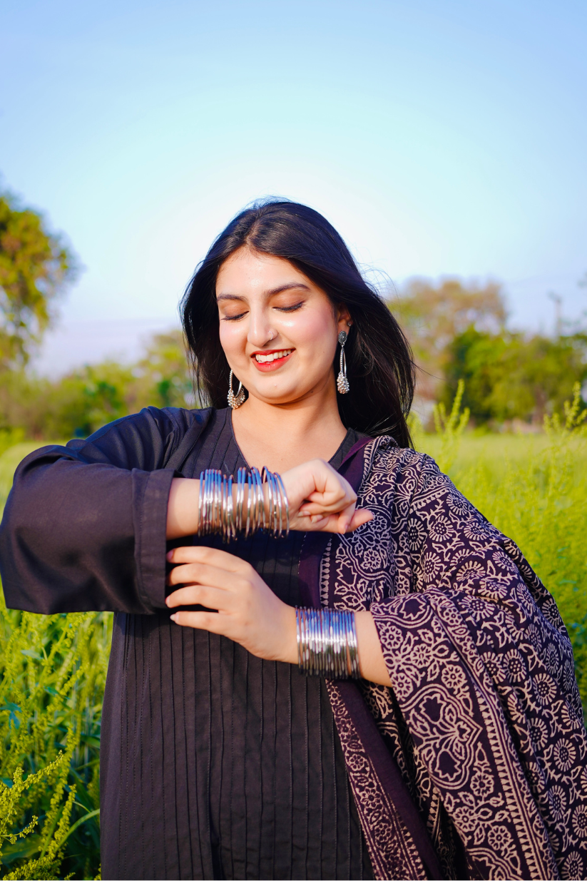Saajni Black Ajrak